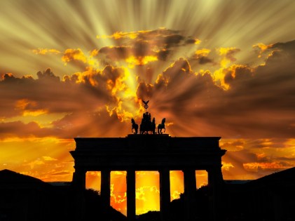 brandenburger-tor-dusk.jpeg